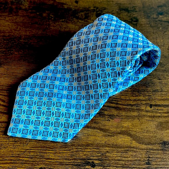 Gorgeous Stefano Ricci Tie - Picture 1 of 2